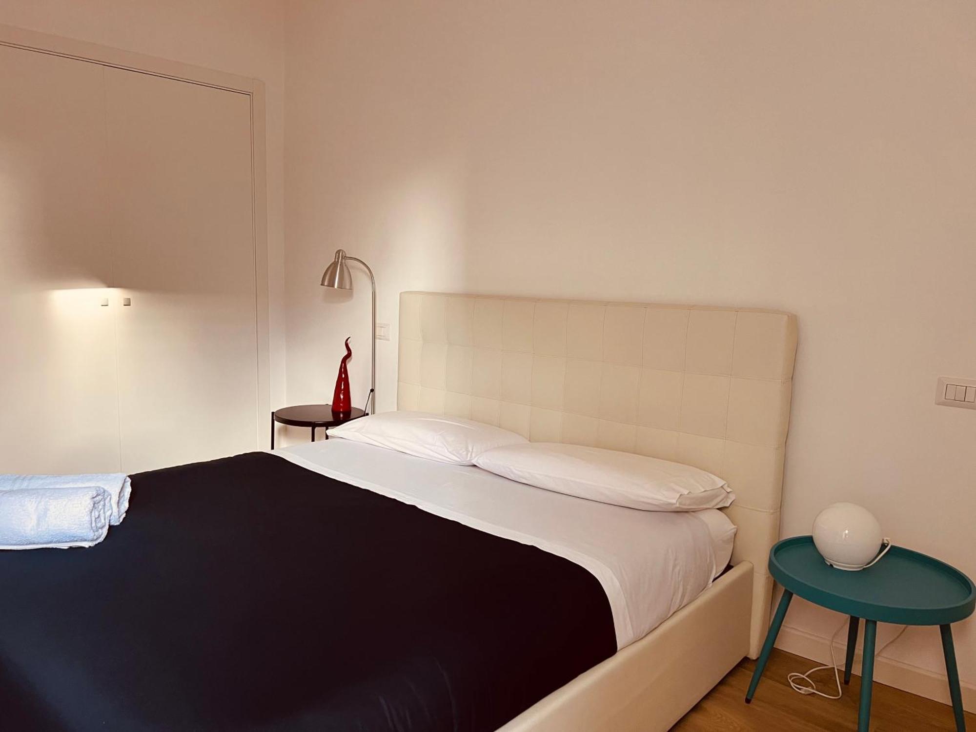 Appartement La Casa Di Clara à Naples Extérieur photo
